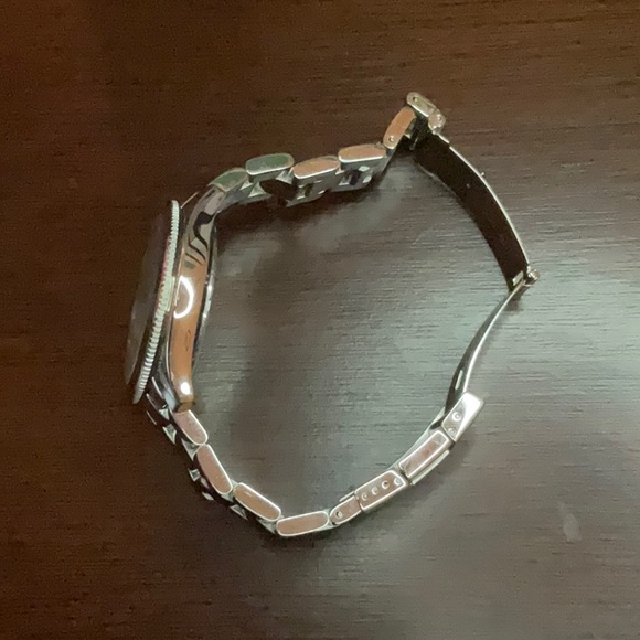 Silver Women’s Fossil Watch with Bling Tiffany Blue and Green Watch Face - Picture 3 of 8